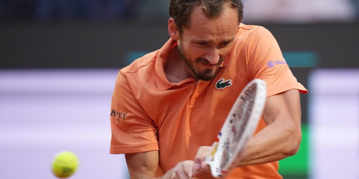 Internazionali, Medvedev rimonta Landaluce: sarà lui a sfidare Sinner in semifinale!