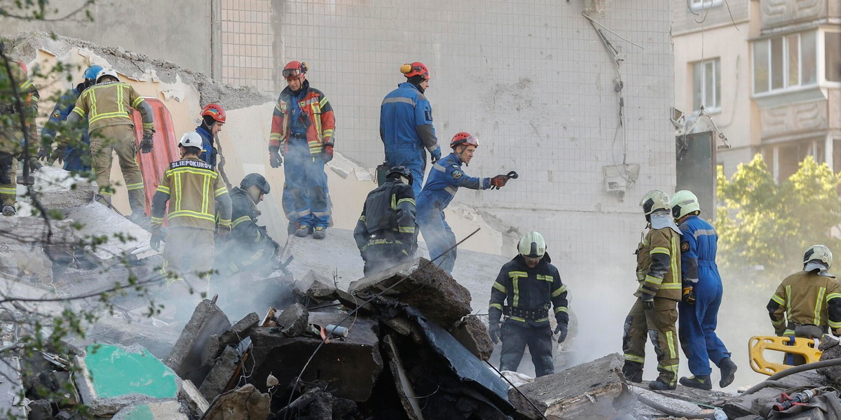 Sale a 16 il bilancio dei morti a Kiev, anche 2 bambini
