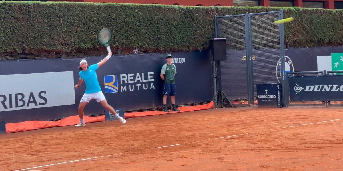 Il rovescio a una mano del 14enne Tarlazzi incanta la Young Talent Cup