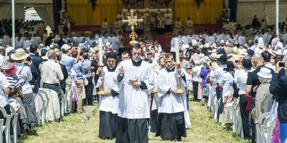 Lefebvriani confermano ordinazioni, nonostante l'alt del Vaticano