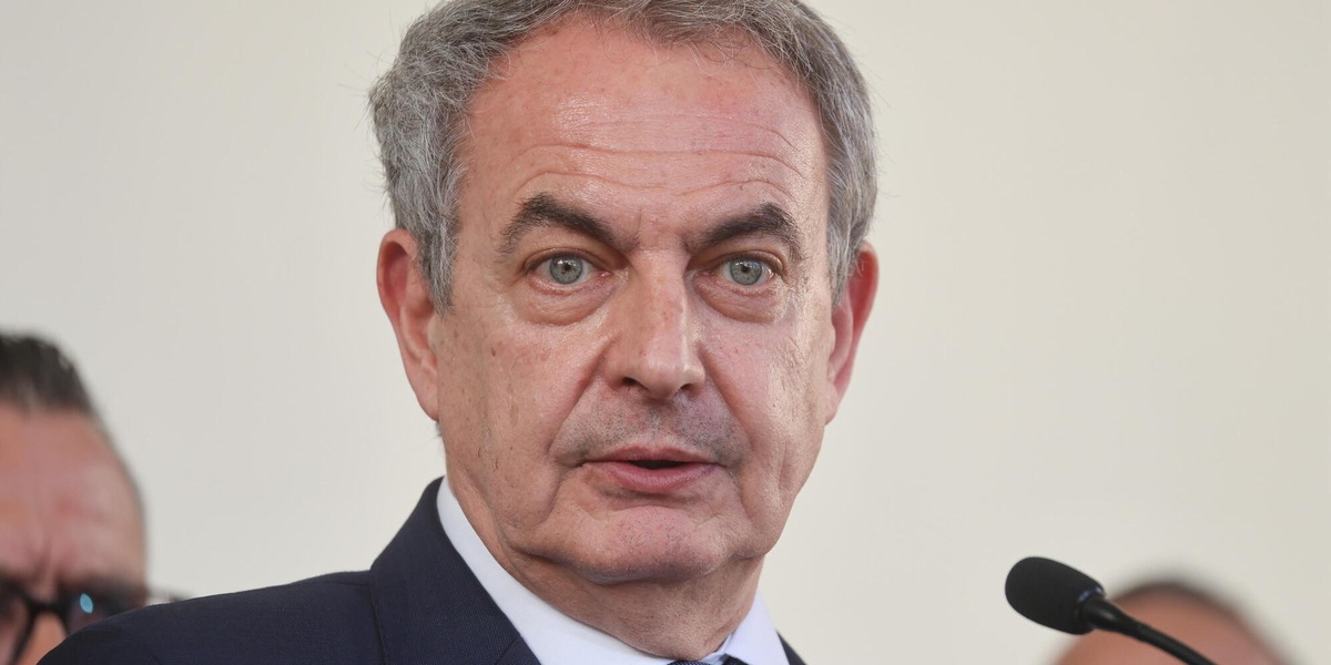 Ex premier spagnolo Zapatero indagato in salvataggio compagnia aerea