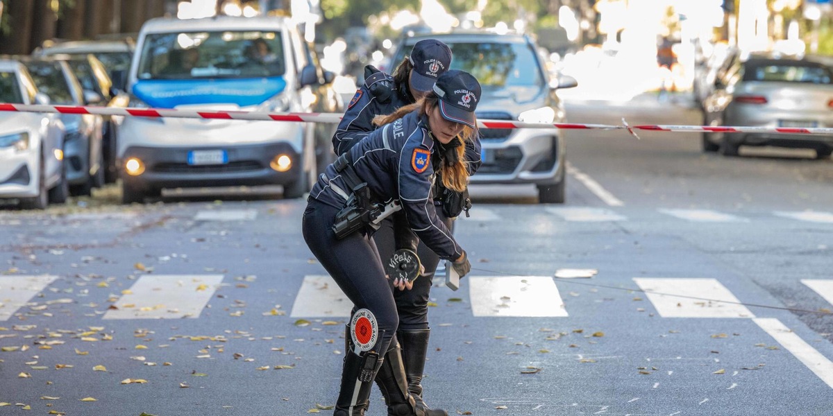 Pirata investe due sorelle sulle strisce a Milano, una muore