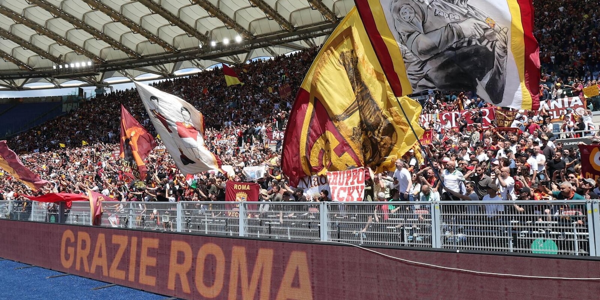 Roma, idea maxi schermo contro il Verona. Serie B, quando seguire la finale playoff