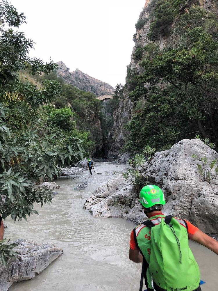 Morti in torrente, condannati sindaco Civita e guida turistica