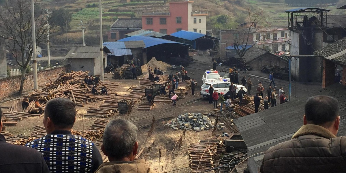 Salgono a oltre 50 i morti nella miniera di carbone in Cina