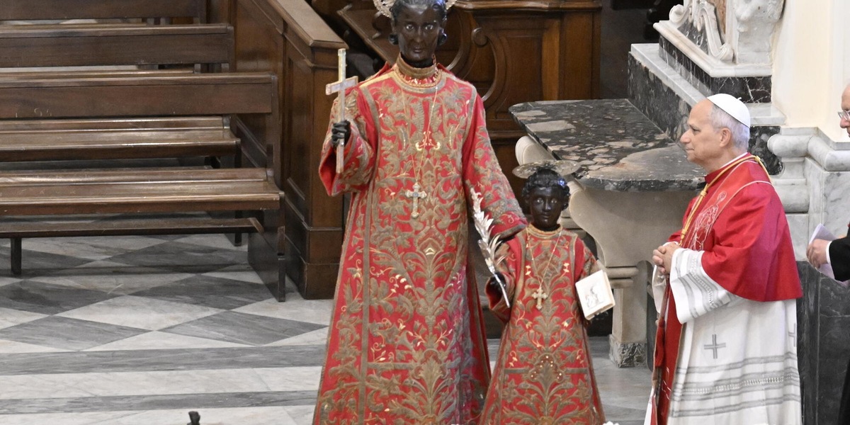 Il Papa ad Acerra, sono venuto a raccogliere le lacrime