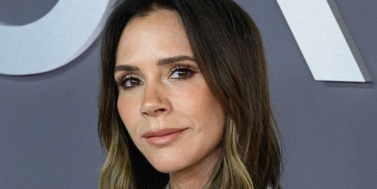 Victoria Beckham fa l'esercizio migliore per avere braccia toniche dopo i 50 anni