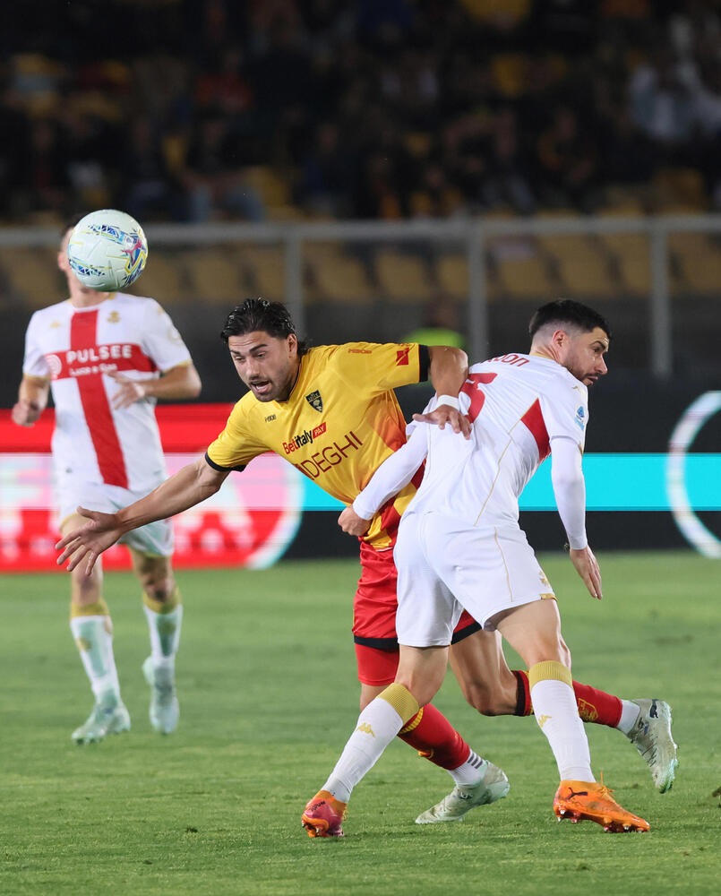 Calcio: Lecce salvo, la Cremonese retrocede in Serie B