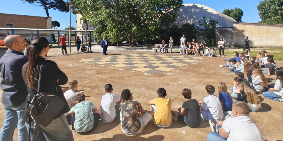 Lo Skateboarding torna nelle scuole di Ostia in vista della Coppa del Mondo di giugno!
