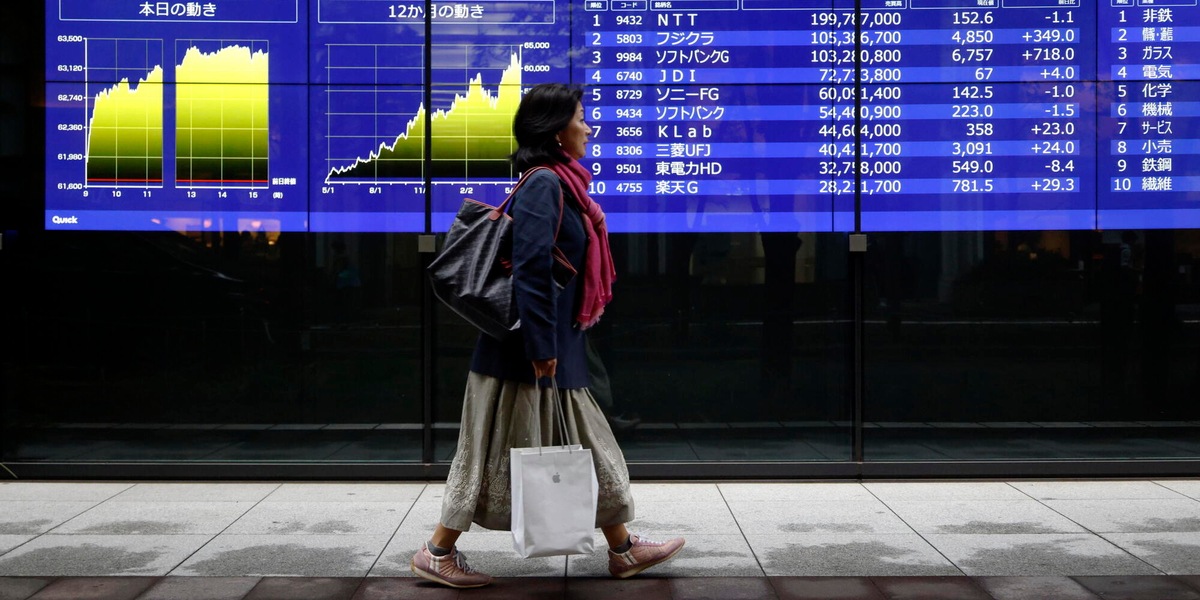 Borsa: l'Asia debole guarda agli sviluppi in Iran, risale il petrolio