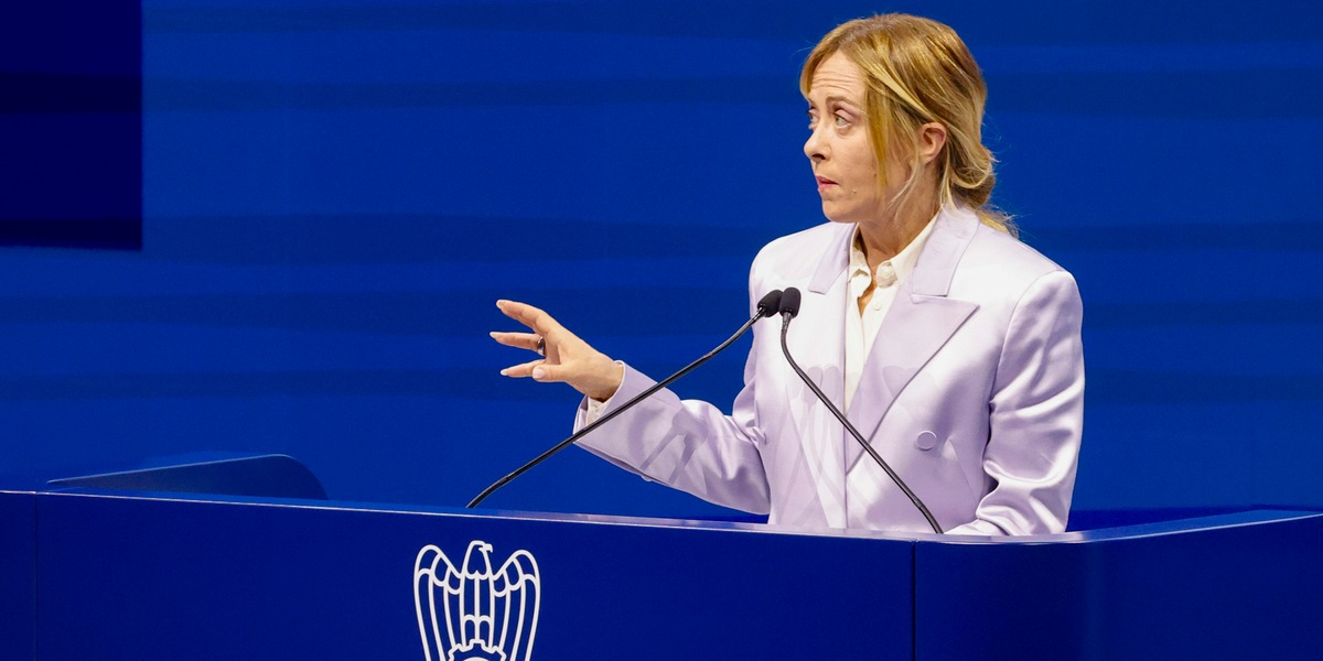 Meloni a Confindustria, subito cantiere per riforma burocrazia