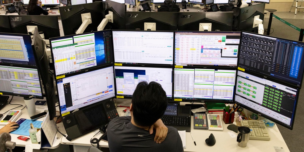 Borsa: l'Asia chiude contrastata, lente sul Medio Oriente