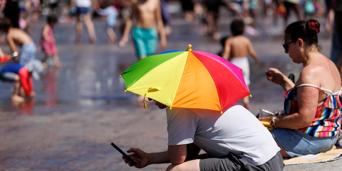 Ondata di caldo in Gb in leggero calo, ma gli annegamenti salgono ad almeno 6