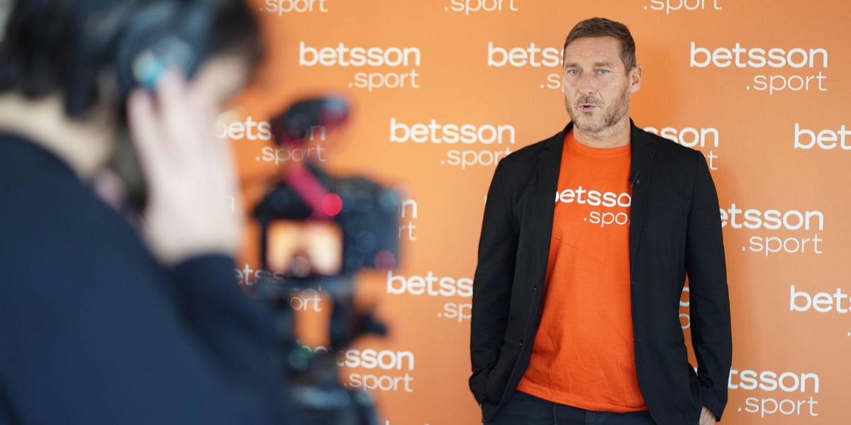 Totti,crisi calcio Italia? 'Si torni puntare con forza e serietà su settori giovanili'