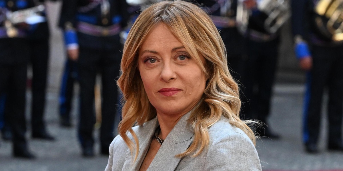 Meloni, la sinistra dice di voler combattere il precariato, la destra lo sta facendo