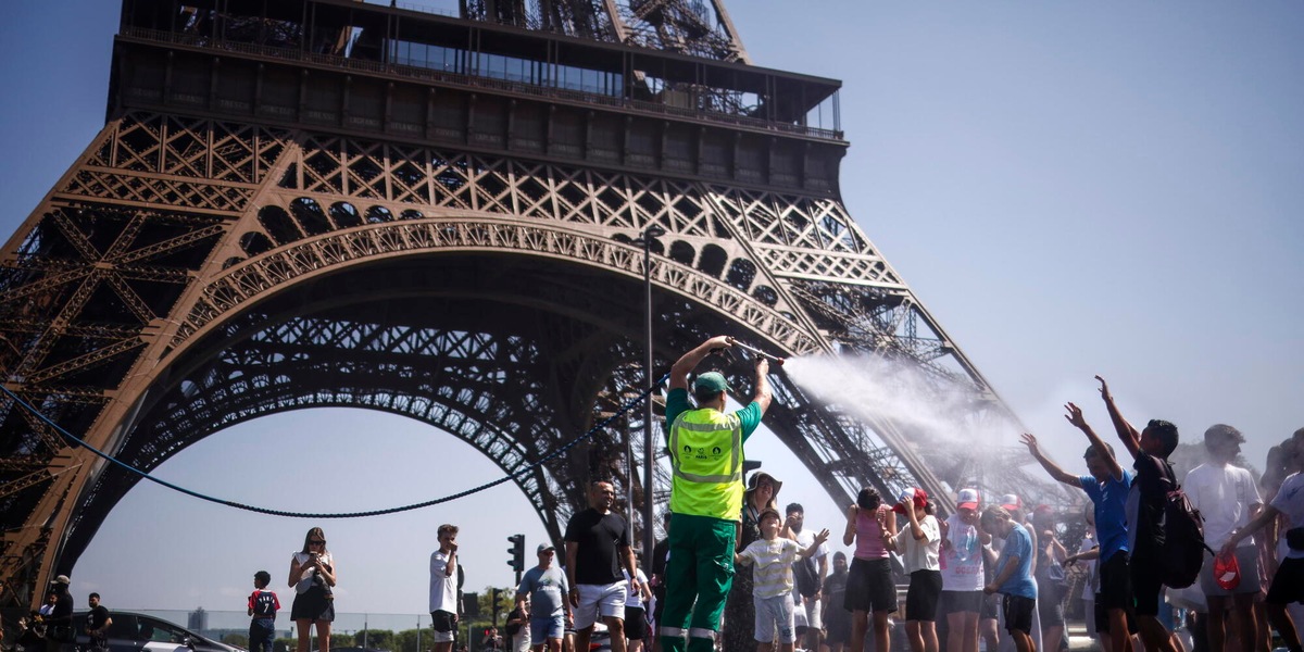 Fine dell'afa a Parigi, nella capitale 11 gradi in meno in 24 ore