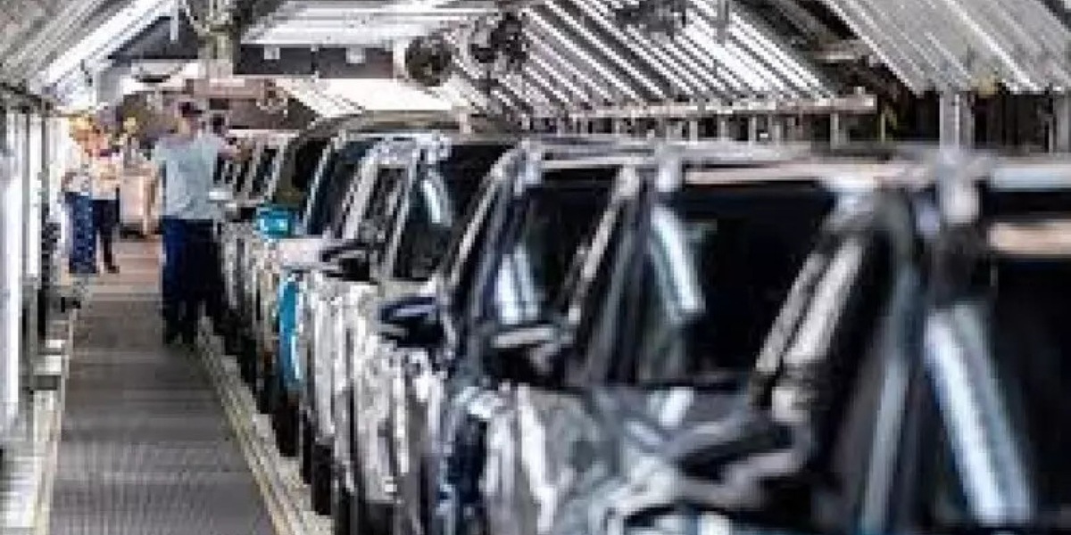 Mercato auto +7,6% a maggio in Italia, +9,4% nei cinque mesi