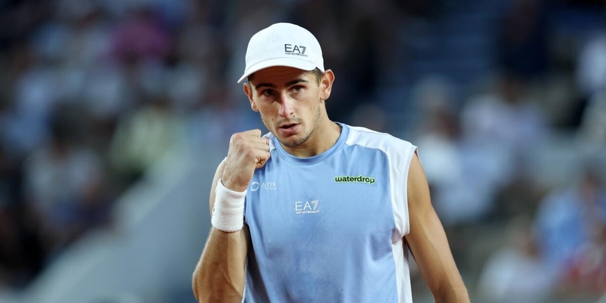Arnaldi epico al Roland Garros: vince la maratona con Tiafoe e vola ai quarti di finale