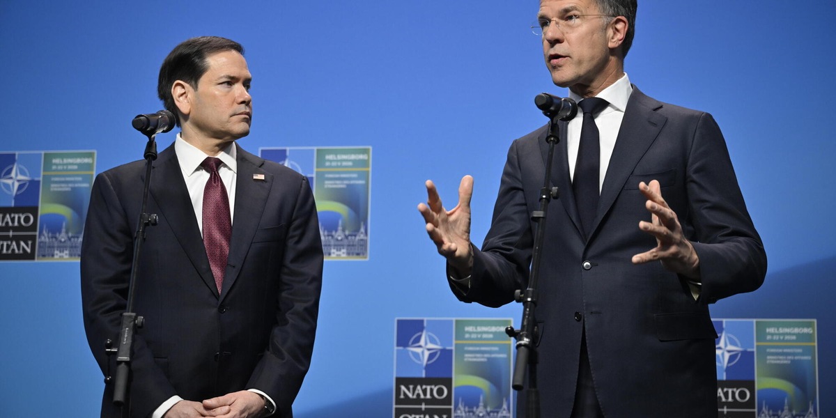 Ft, 'Usa stanno discutendo idea armi nucleari in altri Paesi Nato'