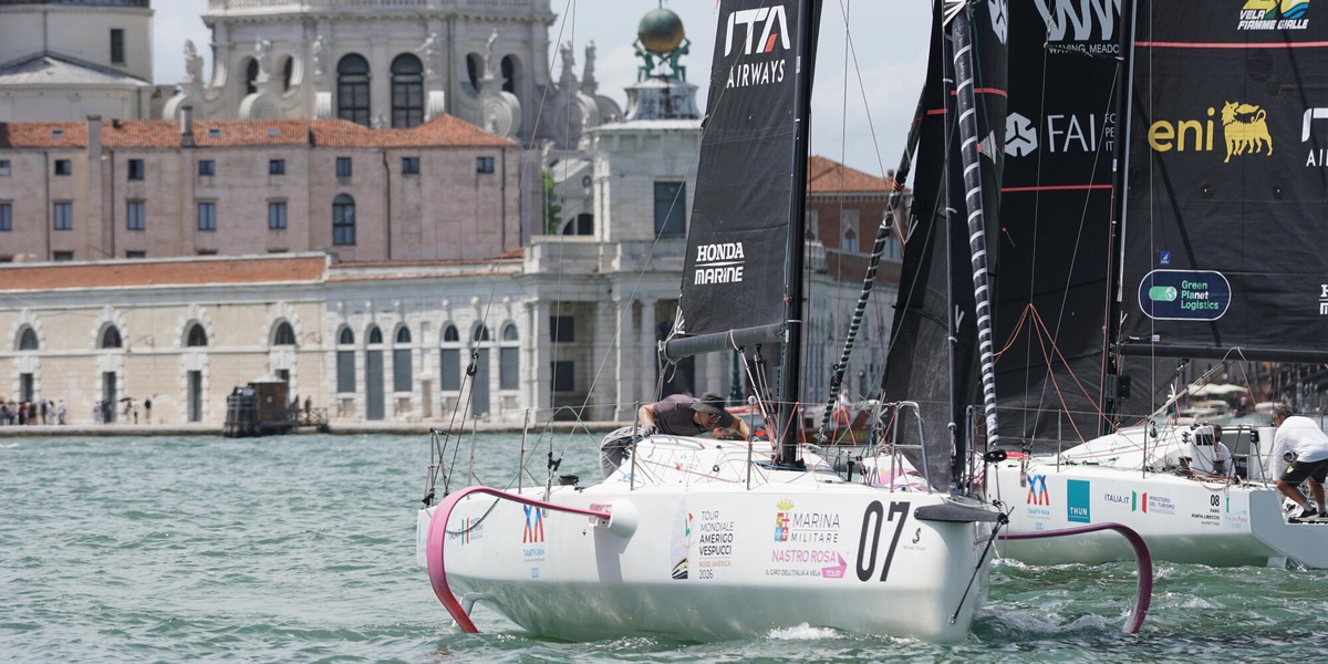 Salpata da Venezia la sesta edizione del Giro dell'Italia a Vela