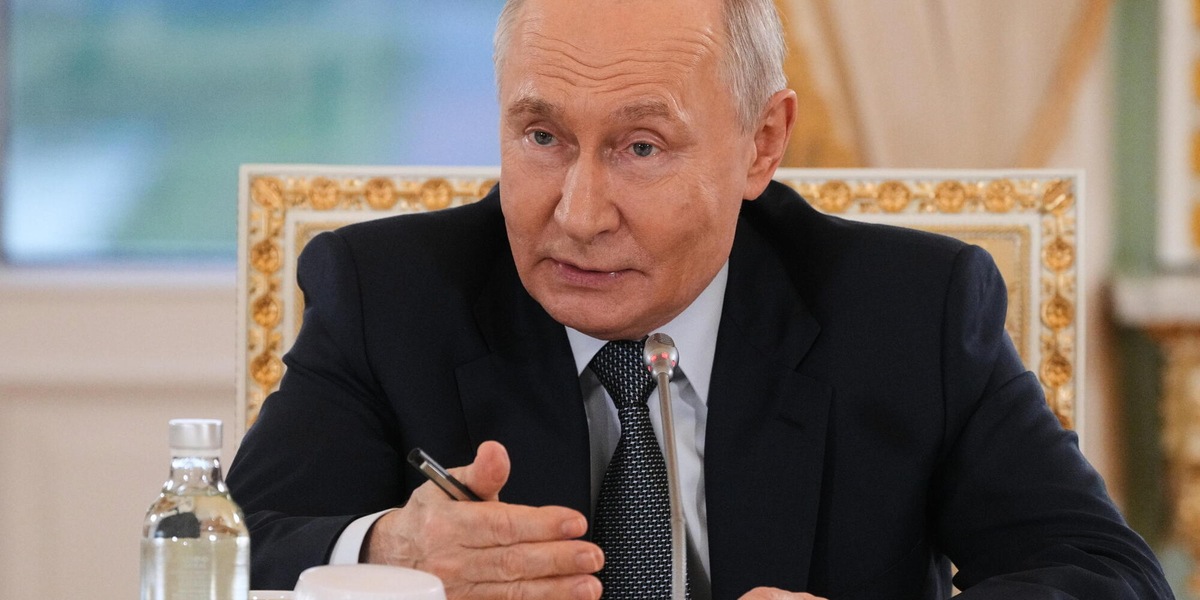 Putin, 'non è necessario un cessate il fuoco per i negoziati di pace'