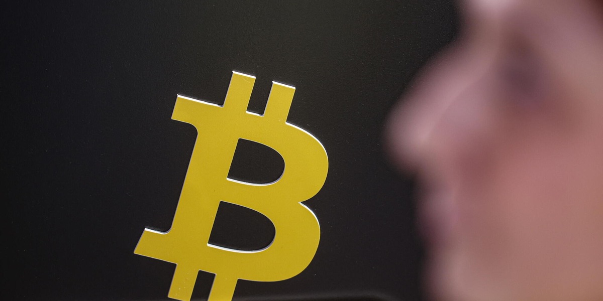 Bitcoin sotto i 60.000 dollari per la prima volta da ottobre 2024