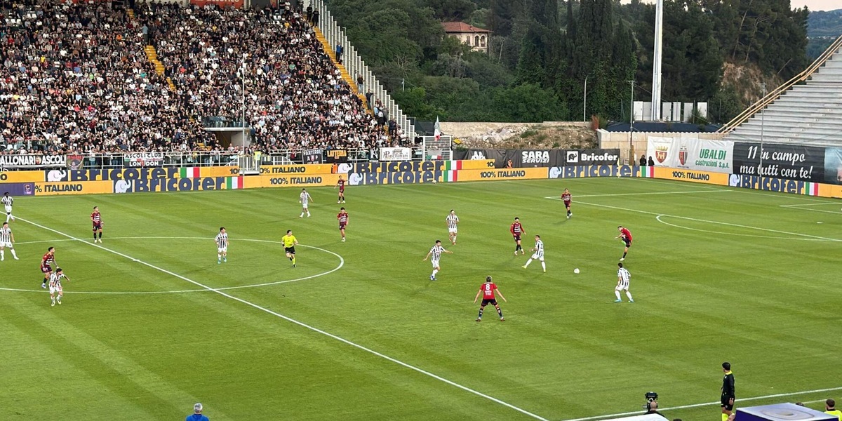 Calcio: la finale playoff di Serie C Ascoli-Brescia su Rai2 e Sky