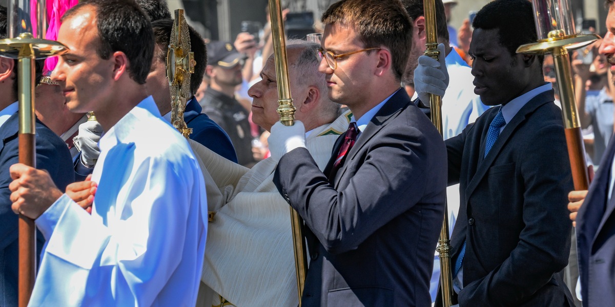 ++ Il Papa, 'virtù e capacità ma troppi poveri sono esclusi' ++