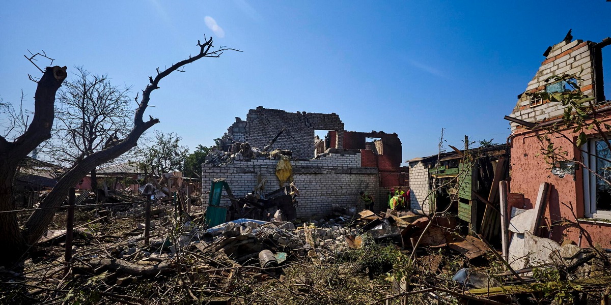 Ucraina, 3 morti e 6 feriti in raid russi sulla regione di Kharkiv