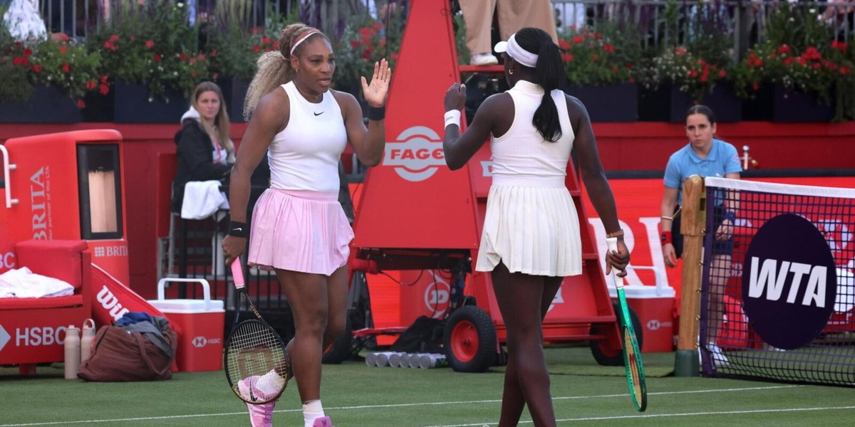Serena Williams torna in campo con una vittoria al Queen's: successo in doppio con Mboko