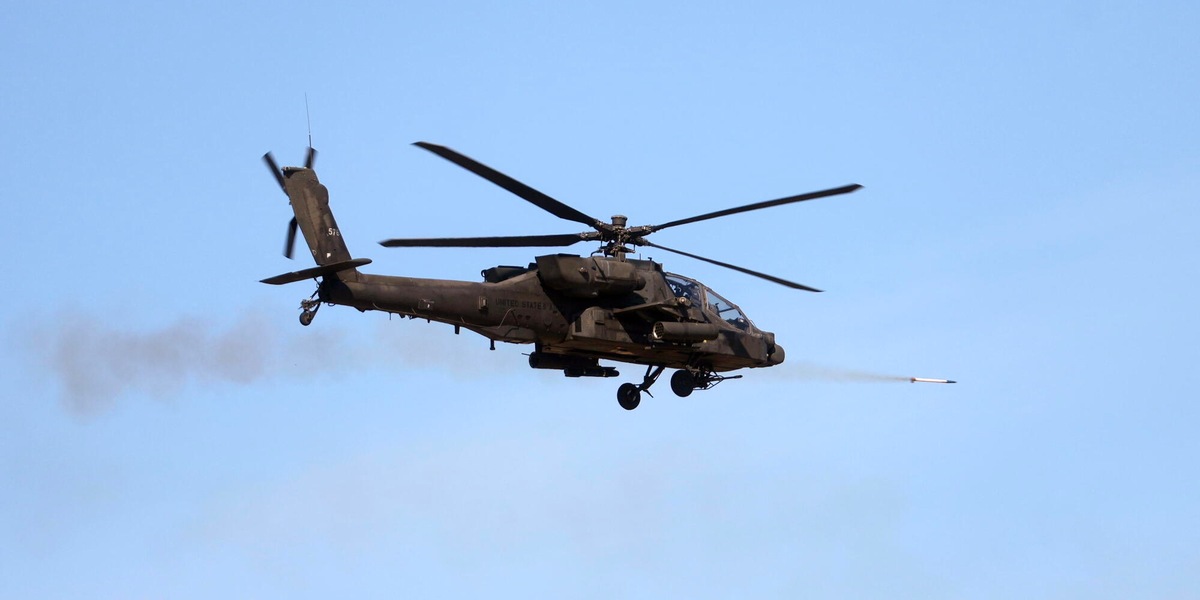 Trump, 'l'Iran ha abbattuto il nostro Apache, risponderemo'