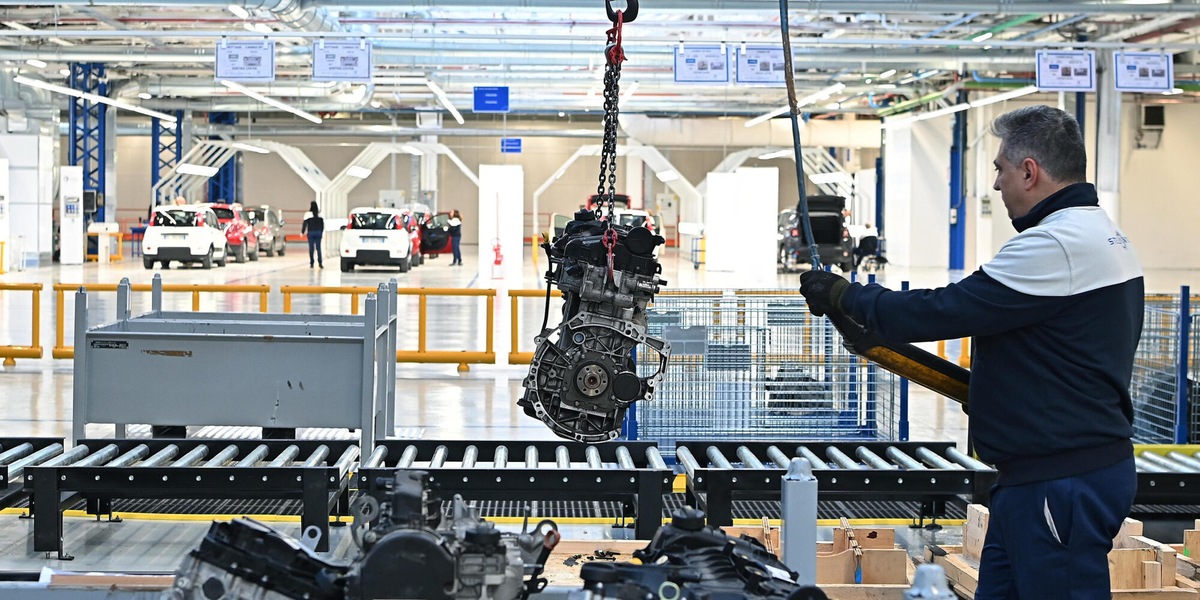 La produzione industriale cresce ad aprile dello 0,5% sul mese, +1,3% su anno