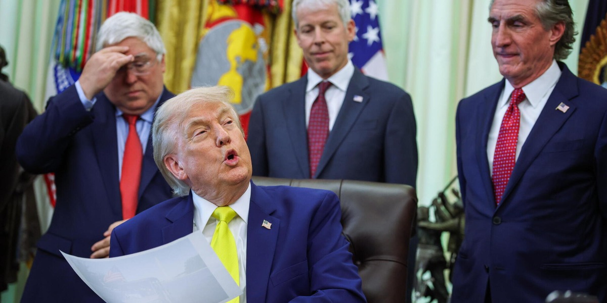 Trump, 'visti ai Mondiali? Facciamo entrare le persone giuste'