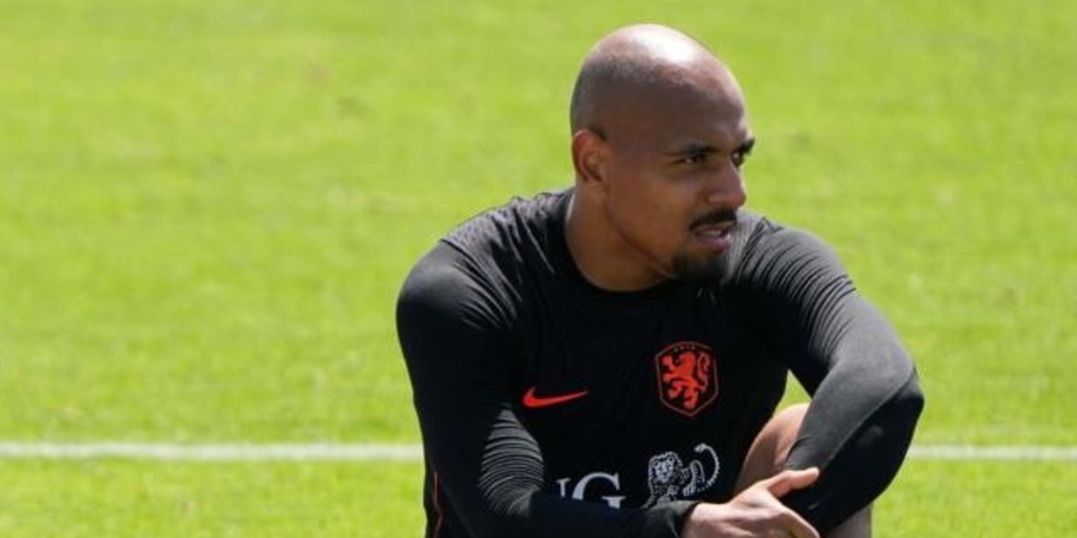 Malen, che succede: la pressione aumenta e Koeman gli piazza... un professore