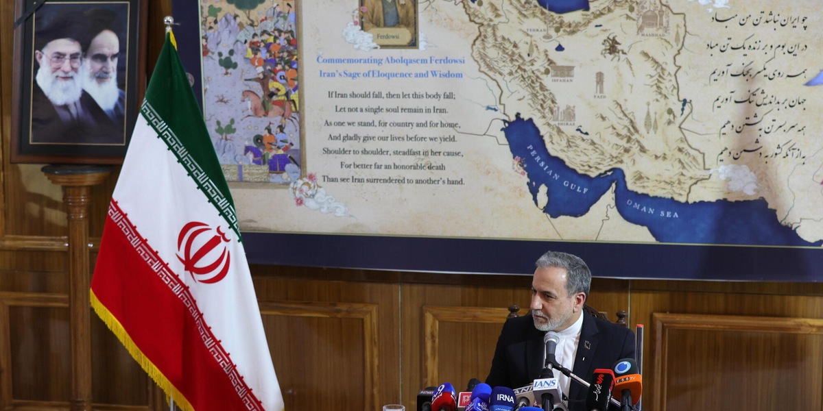 Araghchi ribadisce, 'l'unico modo per gestire l'uranio arricchito è diluirlo in Iran'
