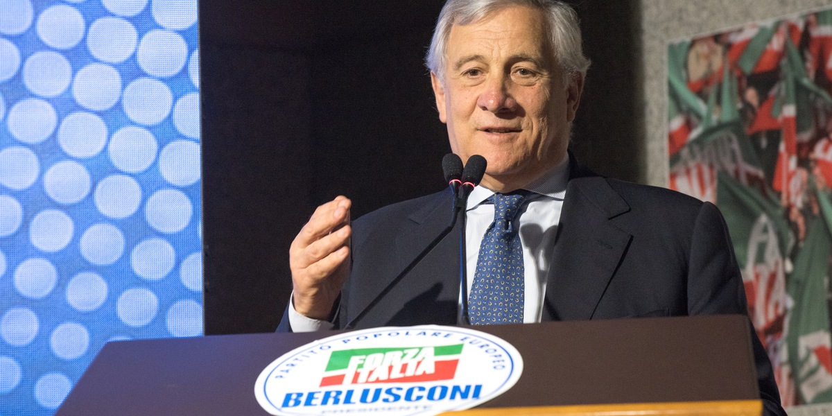 Tajani, 'Salvini al Viminale? Rimpasto non è all'ordine del giorno'
