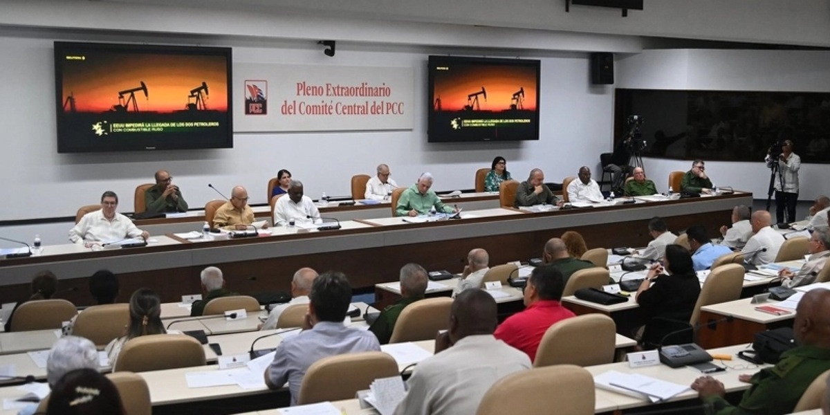 Cuba, il Partito Comunista approva riforme di mercato