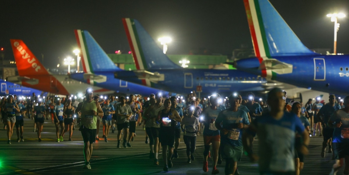 Che spettacolo Milano Linate Runway Run, in 3000 nella notte sulla pista di decollo