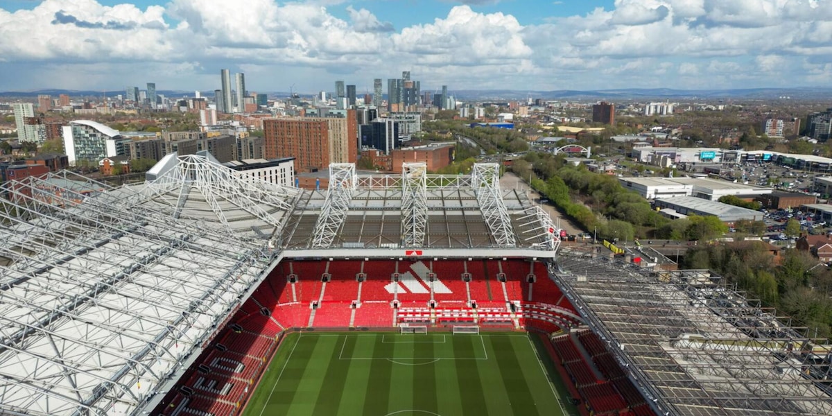 Manchester United, altro passo verso il nuovo stadio che costerà più di 2 miliardi: acquistato il terreno