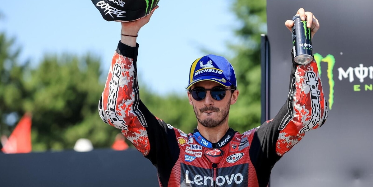 Addio a sorpresa in MotoGP: Bagnaia e Ducati si separano a fine Mondiale, al suo posto Acosta