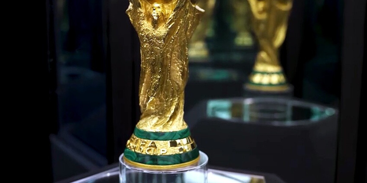 Tifosi pagati per riempire gli stadi del Qatar nel 2022