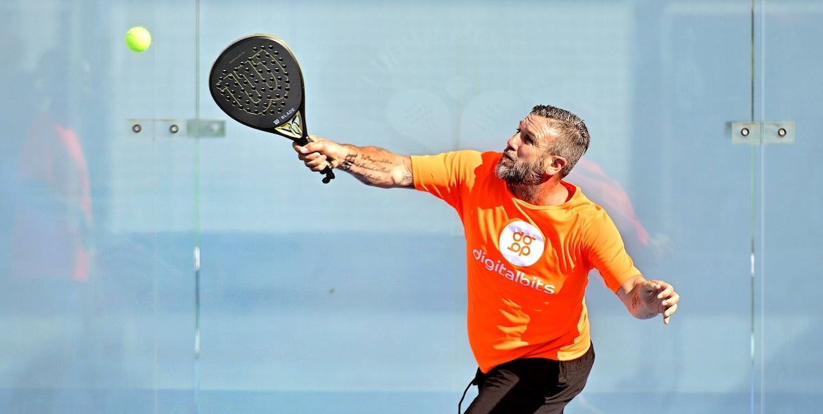 Il Padel Mixto porta in campo gli ex calciatori