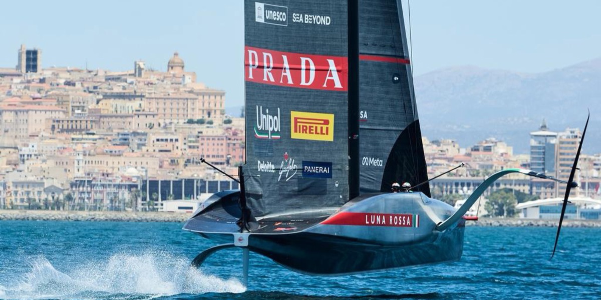 Vela: Luna Rossa in mare a Cagliari in vista dell'America's Cup 2027
