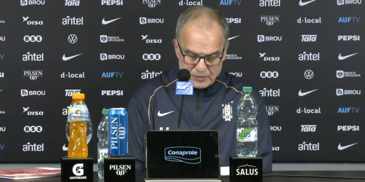 Bielsa lascia l'Uruguay: "È un addio molto doloroso". Poi spiega la sostituzione di Muslera contro la Spagna