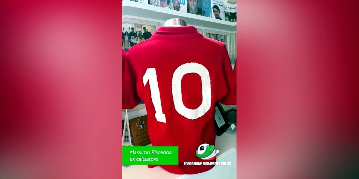 Piscedda e l’aneddoto sulla maglia rossa del Napoli di Maradona