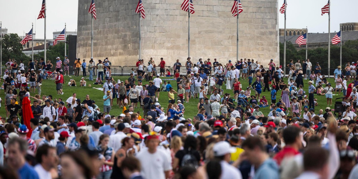 Casa Bianca, il National Mall riapre a breve, il discorso di Trump alle 5
