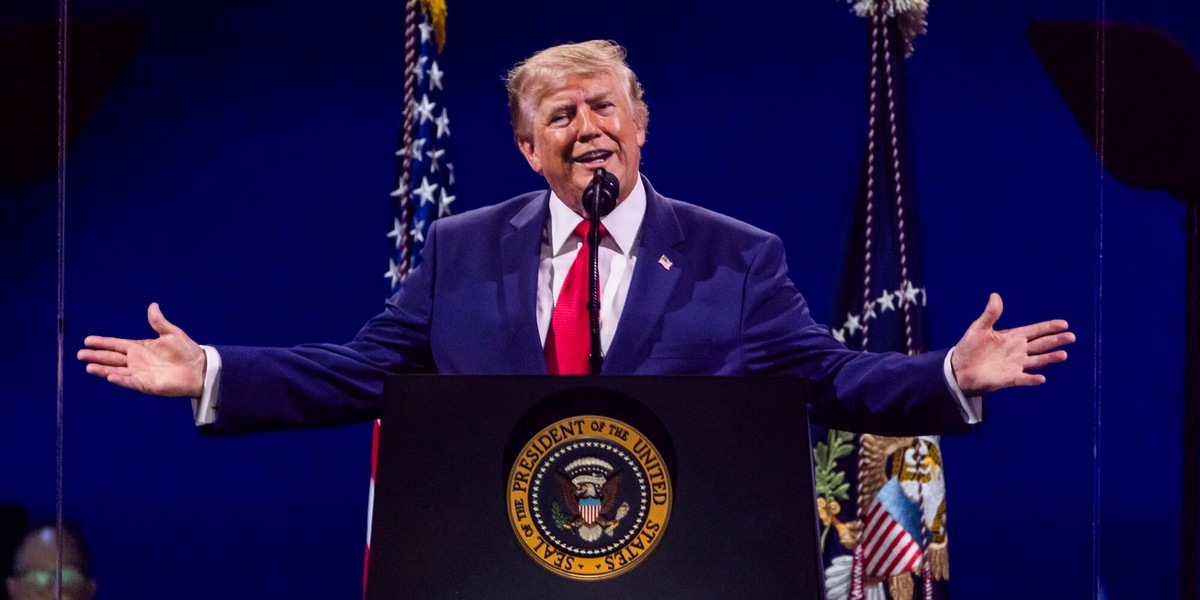 Trump plaude alla Fifa su revoca squalifica a Balogun, 'rimediato a un'ingiustizia'