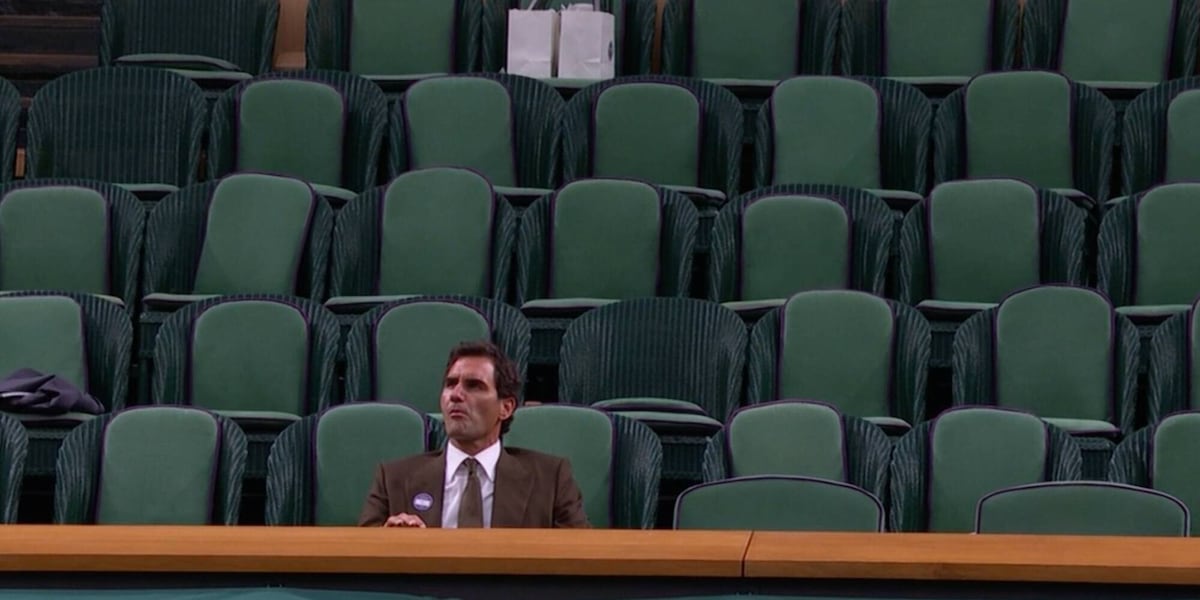 Wimbledon, Roger Federer da solo nel Royal Box: la foto virale manda in visibilio i fan