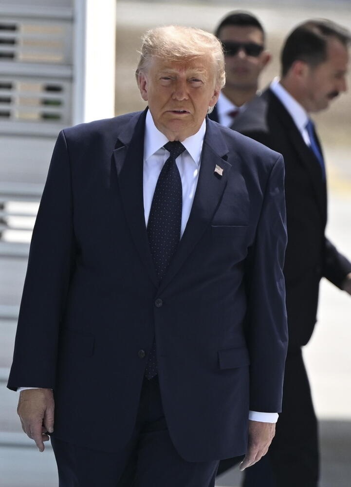 Trump, 'Iran malato e bugiardo, il cessate il fuoco è finito'