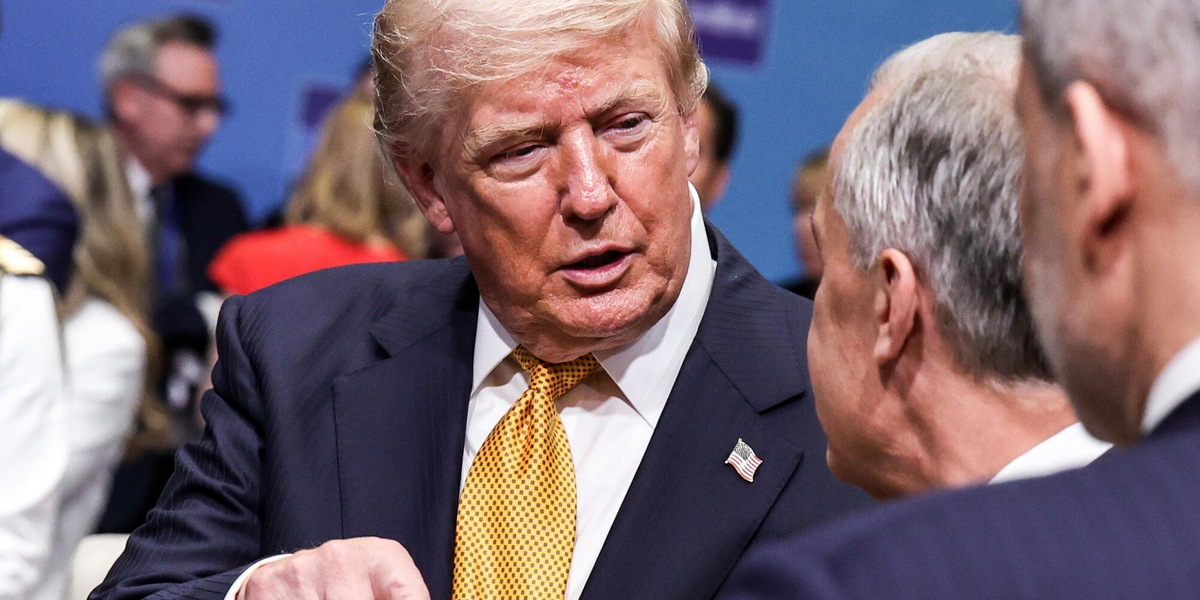 Trump, 'io e Zelensky abbiamo sviluppato buon rapporto dallo Studio Ovale a oggi'